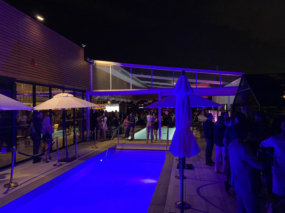 Myles_Xie_'s tweet photo. Web3Toronto VC Party!
#web3to #web3toronto #nft #web3 #unleshcapital #apecourt https://t.co/K7Qv0iV5vV