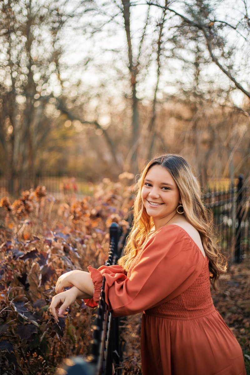Meet Emily Rusin! She is our second basemen and has been playing softball for 14 years! She will continue her academic career at the University of Springfield to study exercise science! Can’t wait to see what she accomplishes💛🖤
