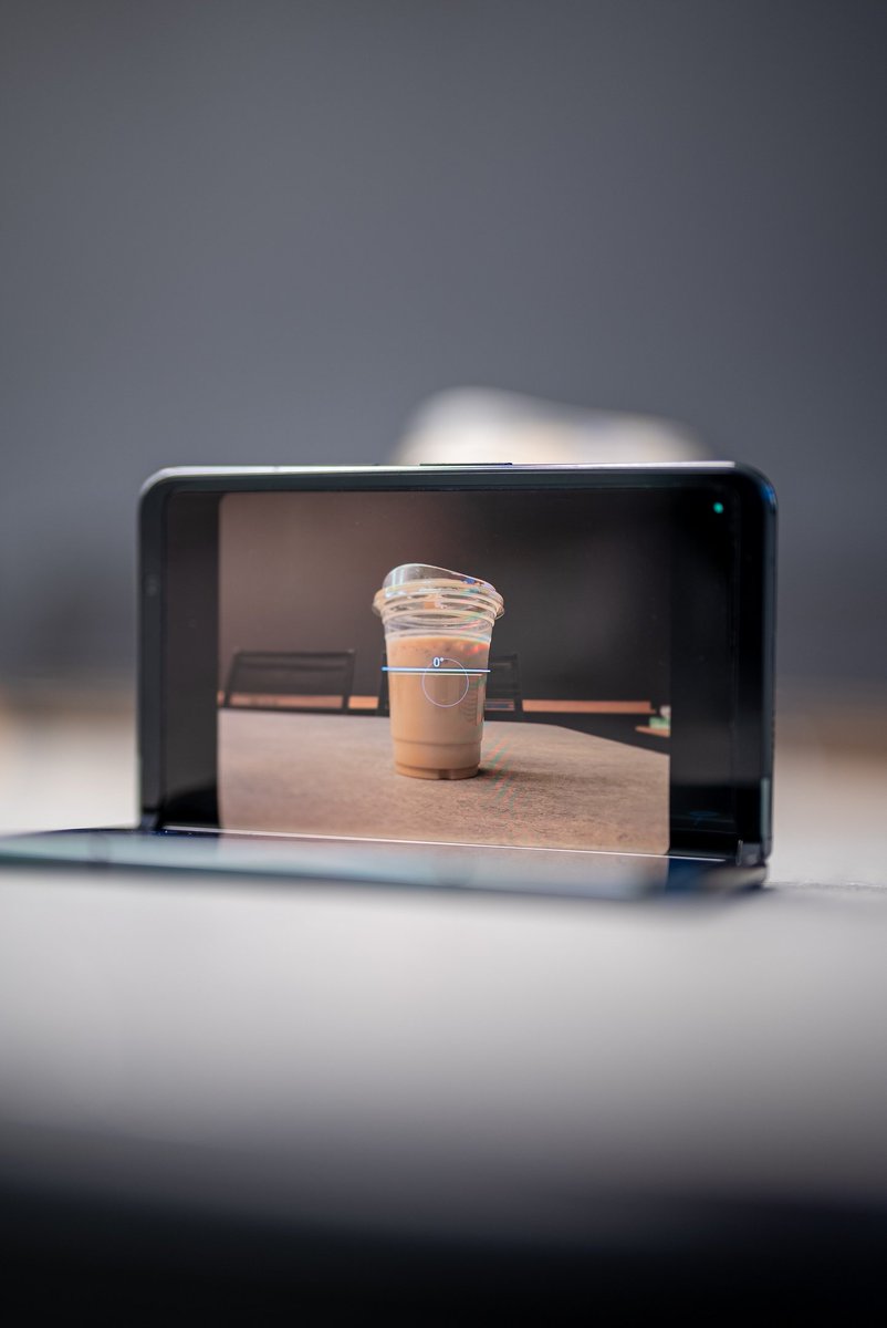 theunlockr's tweet photo. Photos I took of the @madebygoogle #PixelFold⁠
⁠
📷: A7S3 50mm f1.2 edited in Lightroom

#teampixel #pixel #googlepixel #googlepixelfold #fold #googlefold https://t.co/pz2yw5hURY
