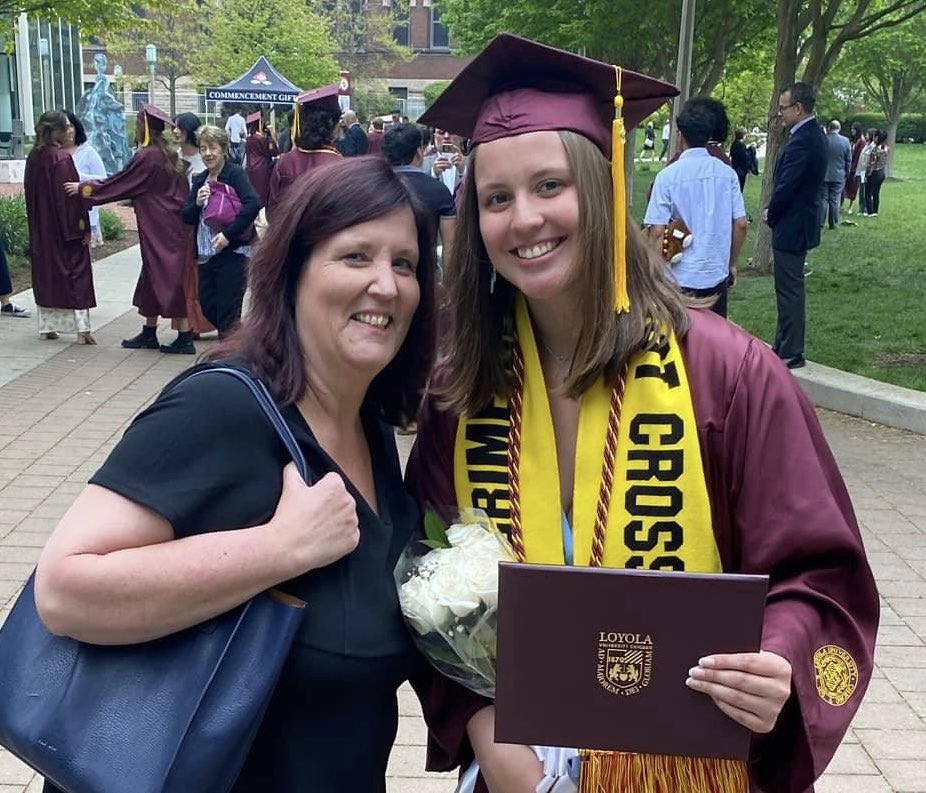 Proud of this girl - <a href="/LoyolaChicago/">Loyola University Chicago</a> class of 2023 graduate - BS in Forensic Science with a minor in Spanish. #goforthLUC