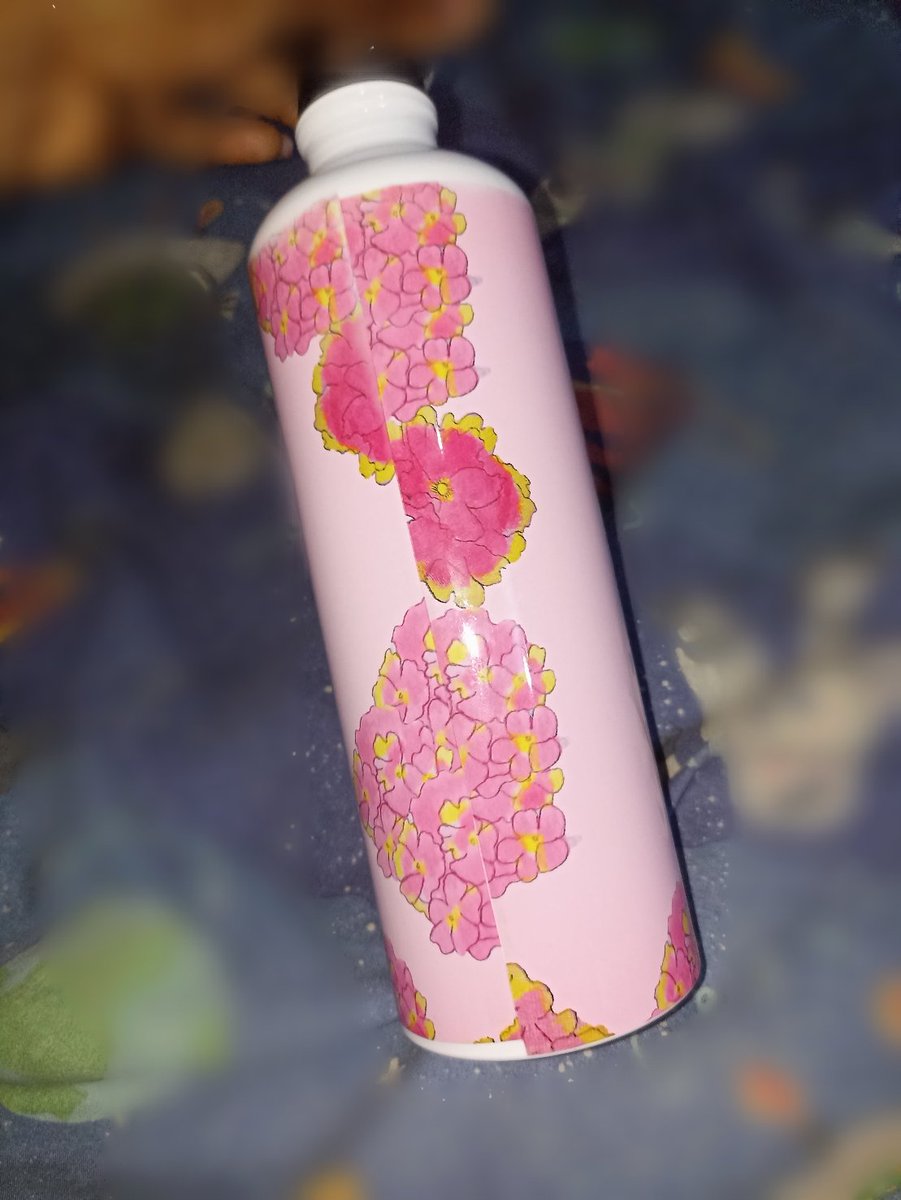 jellsk_'s tweet photo. Floral pattern 💕💕
Dealing with a business alone is stressful don't get me wrong I love my work ❤️
#Hildabacicookathon #explore #explorepage #patterndesign https://t.co/Afzp3K1DBA