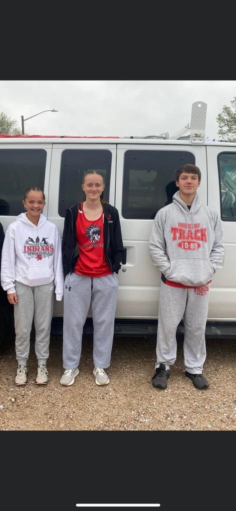 the6jakes's tweet photo. MS state track today. Kenna  vaulted 6'6" in the first meet of the year and cleared 8'3" at North Platte. Today she made 8'2" but couldn't quite clear 8'8". She had a good year, proud of this girl. #GoBow https://t.co/Shb2Pc3Fpu
