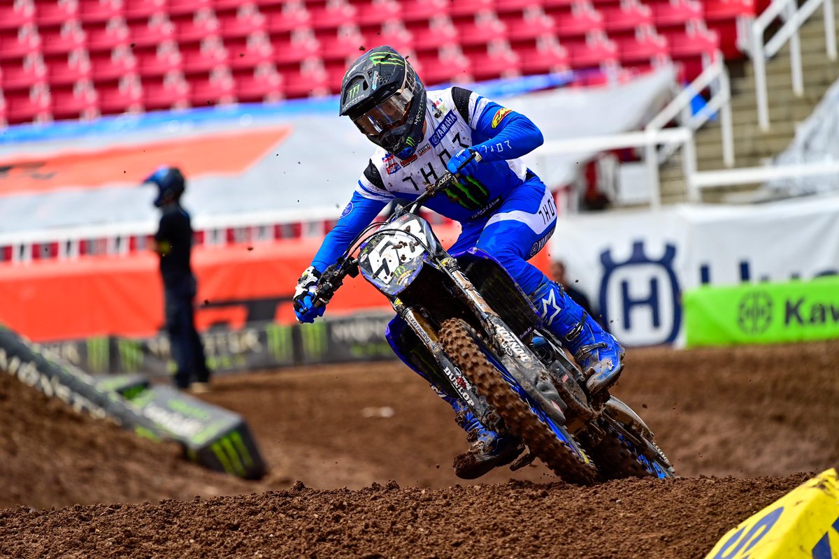 SupercrossLIVE's tweet photo. 250 East/West Free Practice has @EnzoLopes16 and @JordonSmith_80 sitting on top 📝

#SupercrossLIVE #SuperMotocross https://t.co/10WNrVtjpp