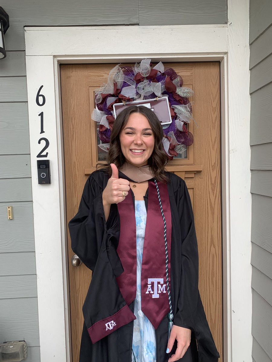 schnaige's tweet photo. @TAMU #TAMUgrad #tamu https://t.co/n632f9EfKR