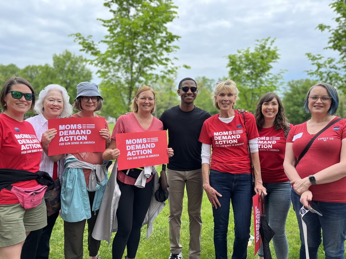JustinMBibb's tweet photo. Today, I joined @MomsDemand for a Mother’s Day of Action march. 

Enough is enough. It’s past time for congress to take action and get assault weapons off our streets. https://t.co/AQMUZepApW