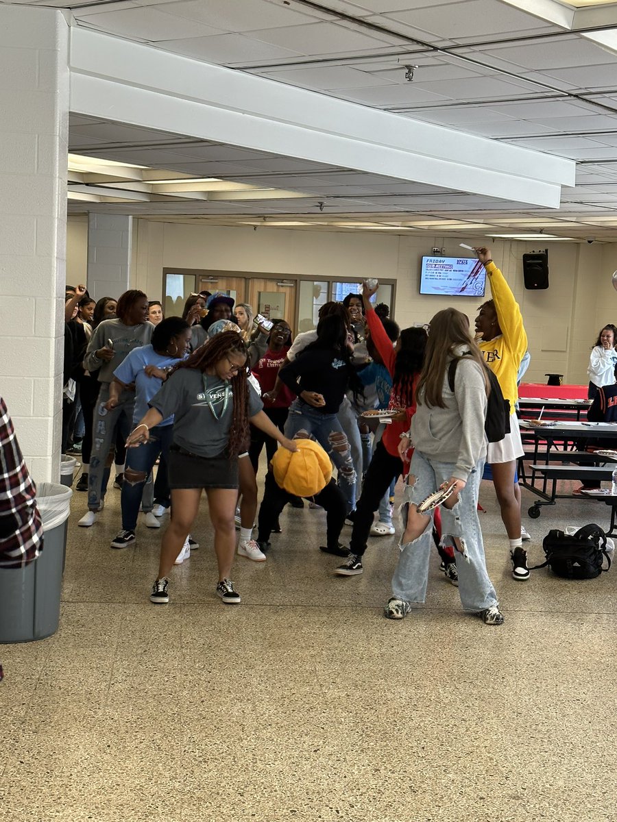 GBHS AVID ⭐️ tweet media