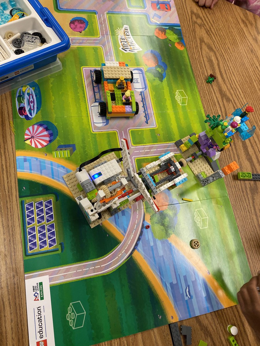 Kids did a great job today at the <a href="/LEGO_Education/">LEGO Education</a> robotics showcase! So much fun! <a href="/novalabs_/">Nova Labs</a> <a href="/FCPSSTEAM/">FCPS STEAM</a> <a href="/Mosaic_ES/">Mosaic Elementary School</a> #STEM #STEMeducation #Lego