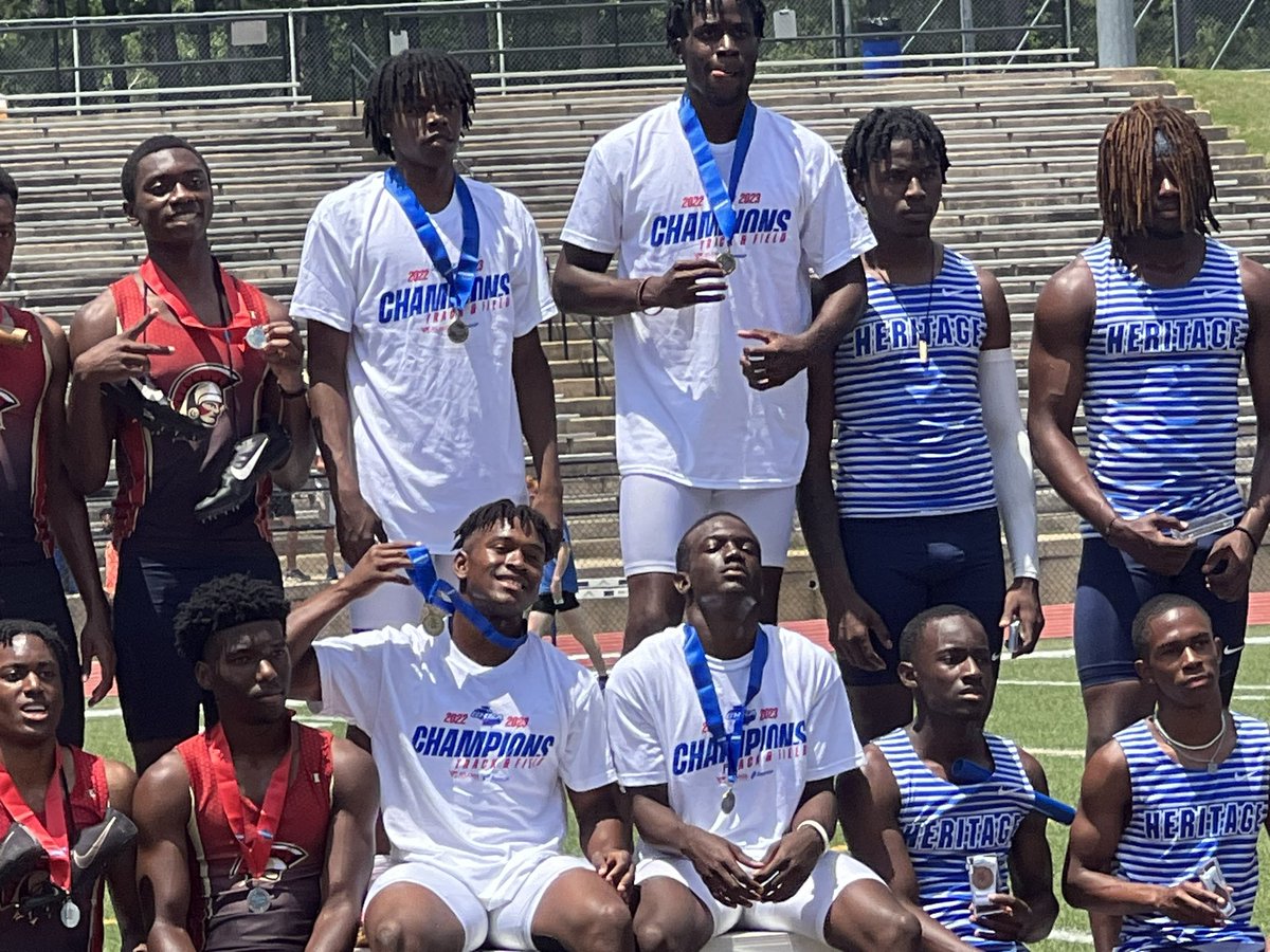 TylerBurch2024's tweet photo. We are state champs!   4x200 @PlayBookAthlete @uscfb @TOTAL_ATHLETE @jarrodburch @DutchtownFB1 @DTown_DAWGS @HDHSports @niketaq @UCLATrack_Field @CULionsFB @HarvardFootball @DrShaunHarper https://t.co/P67tl0JpMx