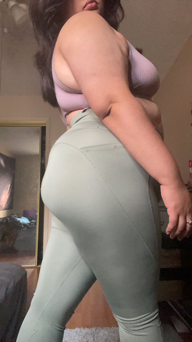 scandalousstef's tweet photo. want a piece? https://t.co/abtsZo1eiE