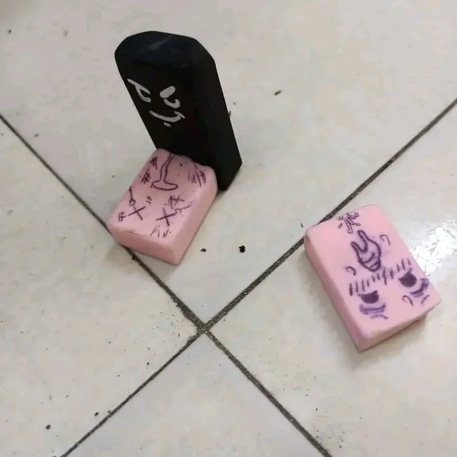 bymylonleytay's tweet photo. WHAT HE DOING AT THE END? https://t.co/gHQUfEtdBq