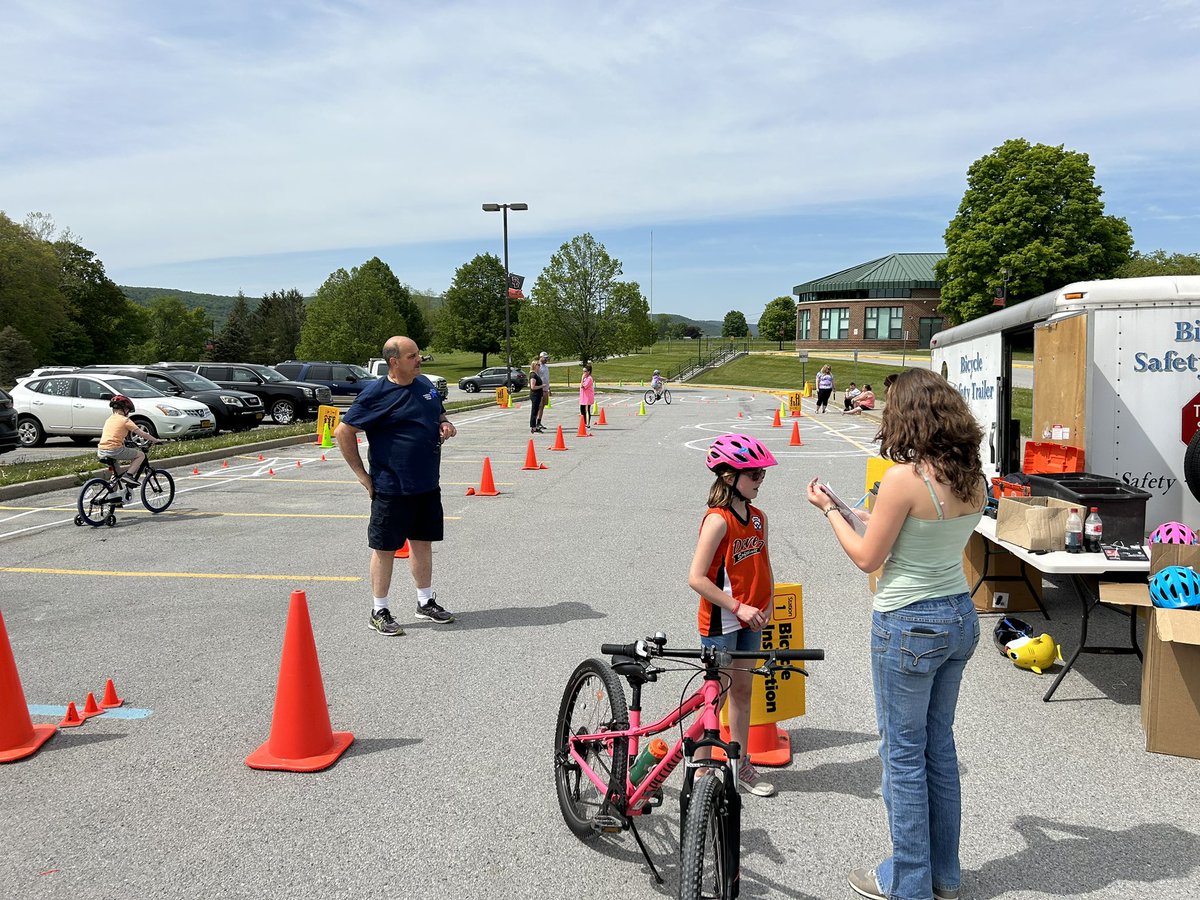 DrFineDover's tweet image. Bike Rodeo in Dover!! Thank you to our Lions Club, Dutchess County Traffic Safety Board, and all of our community volunteers and partners. #wearyourhelmet #lookbothways #communitycare #dutchesscountysheriff