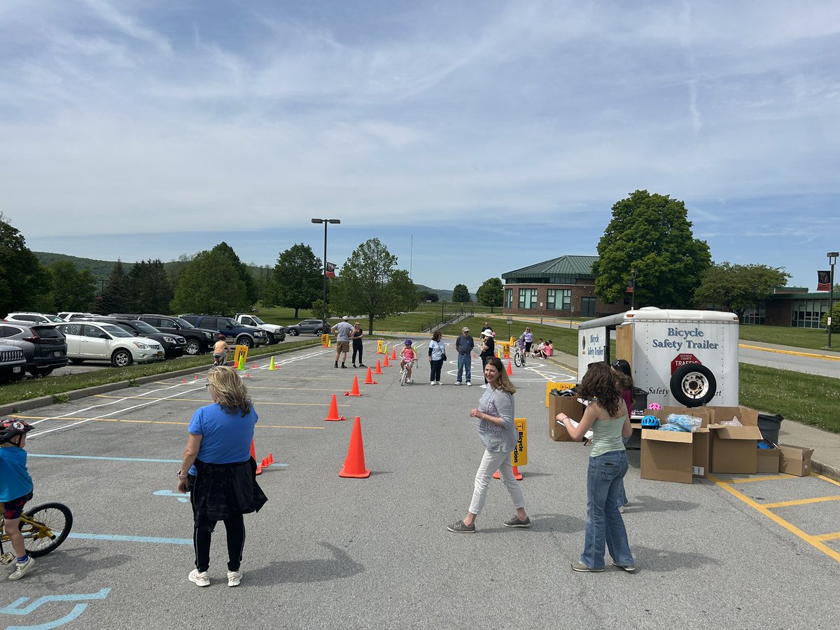 DrFineDover's tweet image. Bike Rodeo in Dover!! Thank you to our Lions Club, Dutchess County Traffic Safety Board, and all of our community volunteers and partners. #wearyourhelmet #lookbothways #communitycare #dutchesscountysheriff