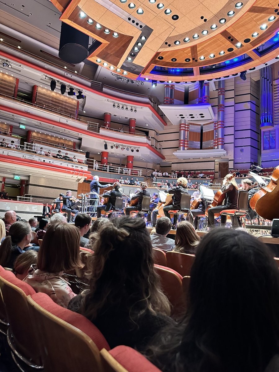 cavedawes's tweet photo. #cbsofilm Wow! Got cosmic goosebumps hearing the #startrek #startrekintodarkness movie theme resounding around Symphony Hall, played triumphantly by the @TheCBSO Live long and prosper you brilliant galaxy class orchestra! https://t.co/QFpK8jSxvw