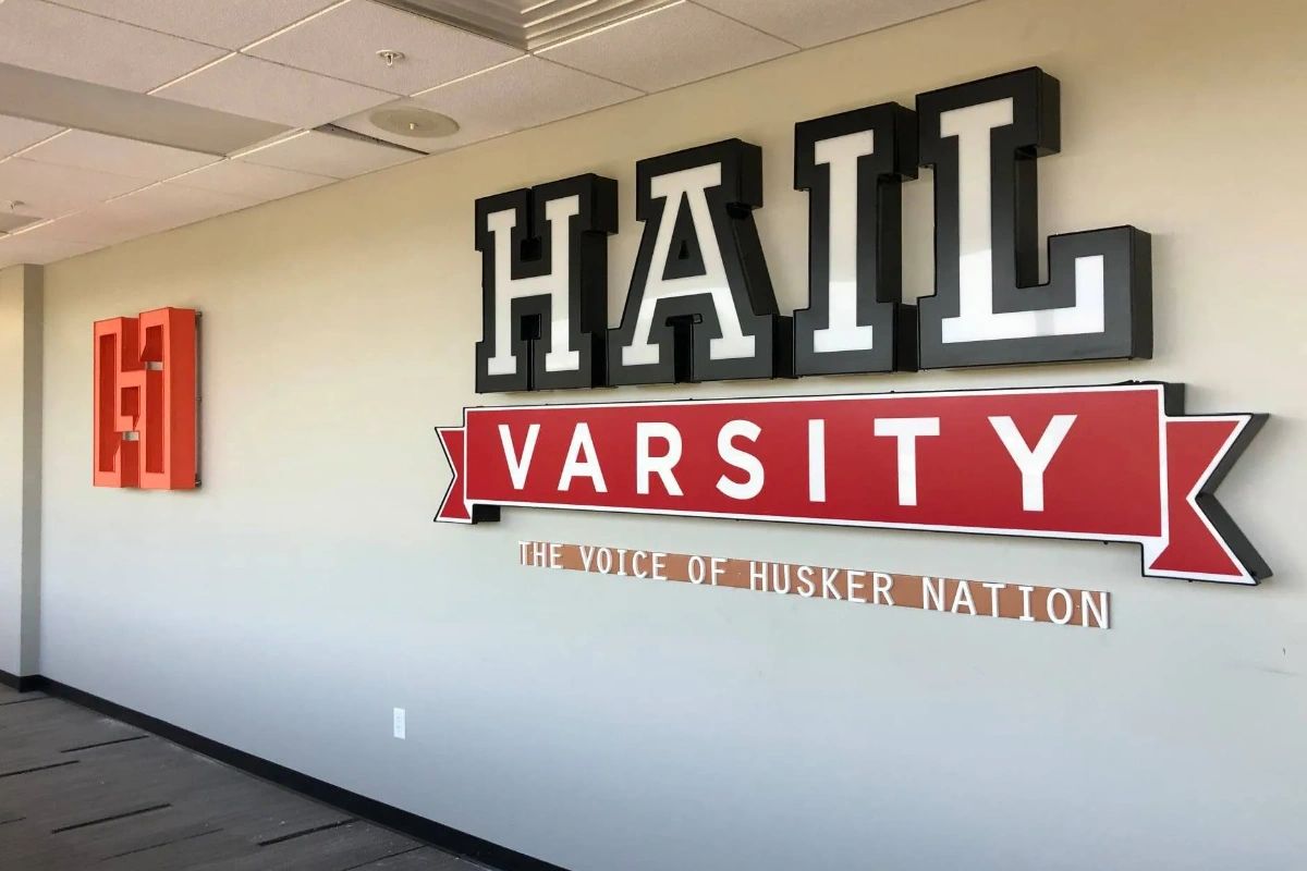INSTALLNATIONNE's tweet image. Your sign isn't just a marker, it's also a reflection of your company or location's personality. Whatever style you're looking for, we'd be happy to help make it happen! #INSTALLNATION #SignInstallation #Midwest #Nebraska #Iowa