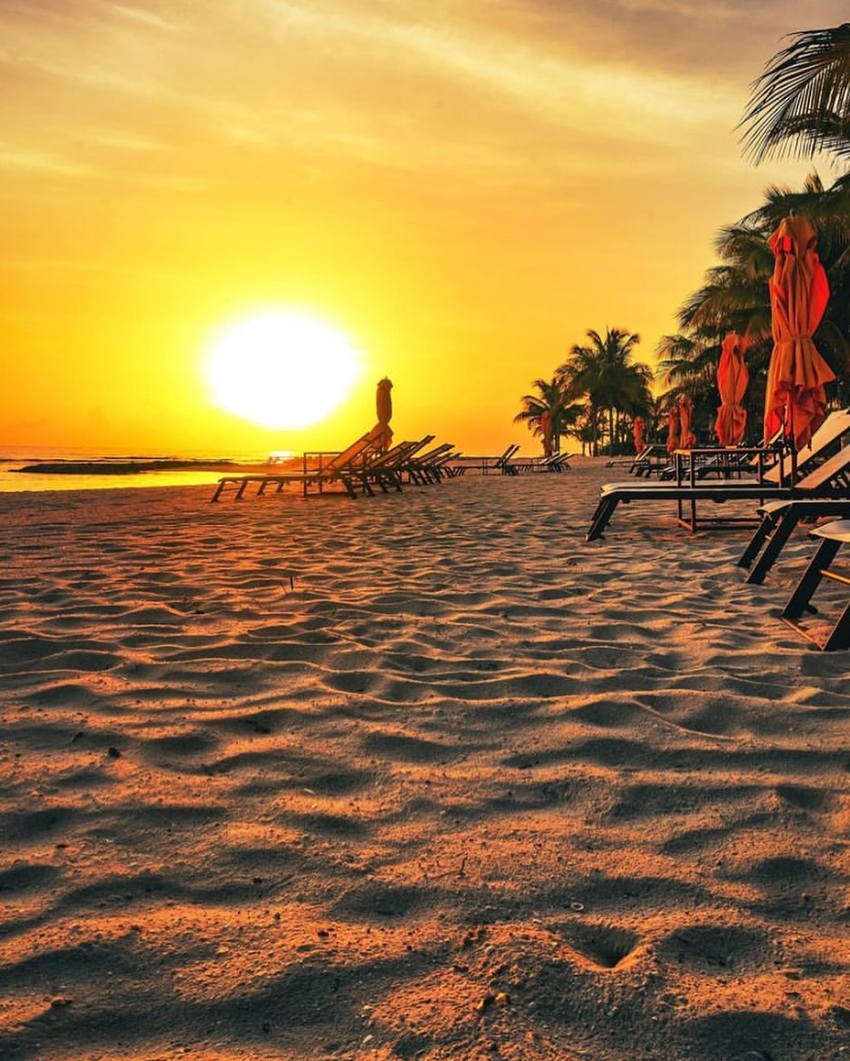CallJAA's tweet photo. The weekend is not done yet!

Jamaica’s second city, Montego Bay strikes the perfect balance between being a business town and a resort center. Tell us something you love most about Montego Bay!  #Travel #Jamaica #CallJAA

Photo credit: @876izzy https://t.co/KJt9r3SBR7