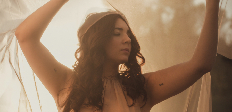 musicazul's tweet photo. [Noticias]

@andreasantiagod presenta el primer adelanto de su segundo disco. ¡Será publicado a través del sello @virginmusicsp!

➡️ https://t.co/AjnlvJlAjg

#AndreaSantiago #LaClaridad https://t.co/C8cBinBw4I