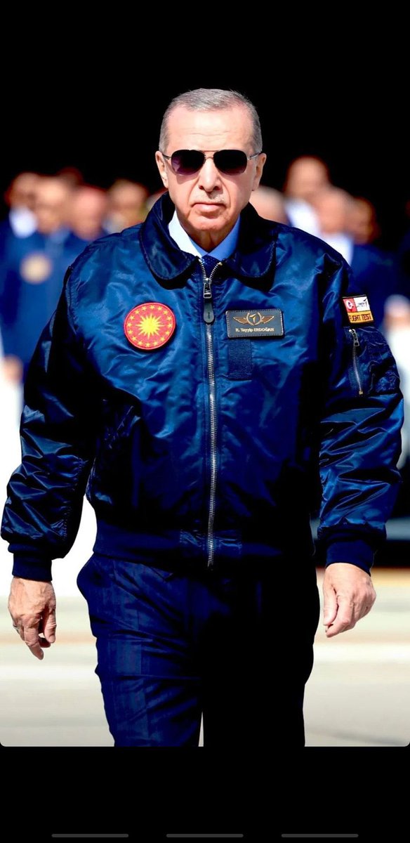 emrah_29's tweet photo. Başkomutan @RTErdogan https://t.co/SaGaIWmCt1