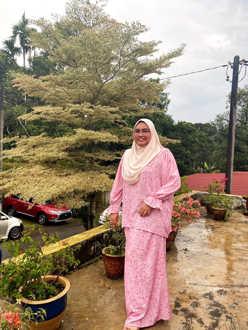 Hains_mic's tweet photo. Btw, kwn sy masih ada kedua2 tgn . Tgn yg bakal memasak utk bakal suami&amp; keluarga . Gmbr yg dishare tak perasan tgn tersorok #twitjodoh https://t.co/1j0HUdTIdY