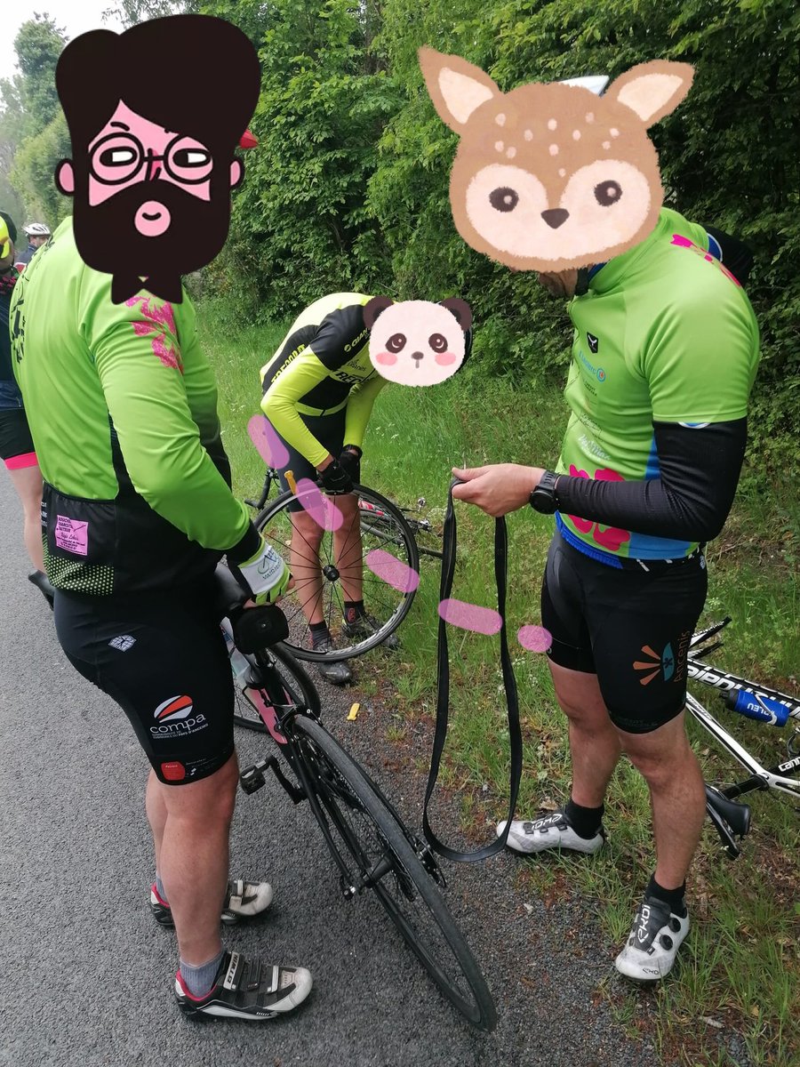 "Club de triathlon cherche marabout diplômé pour lever malédiction-crevaison, affectant gravement un de ses membres. 
Écrire à Twitter qui fera suivre."