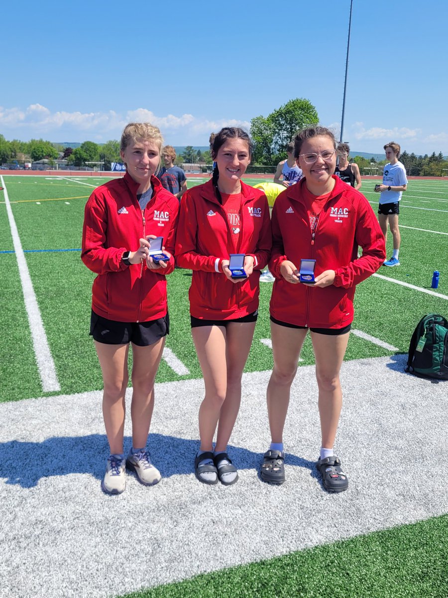 MACRunningCards's tweet photo. Day 2 of @NJCAAXCTF DIII meet produced 6 All Americans for @MACRunningCards . Congrats to National Champions Jacob Arnold and Hunter Cary, as well as  Riley Petsch, Abi Dean, Emma Gerstner and Trenton Braswell. More to come on Final Day!
#CompeteCards 
@MAC_Cards 
@MineralAreaCC https://t.co/2ZKzZzW729