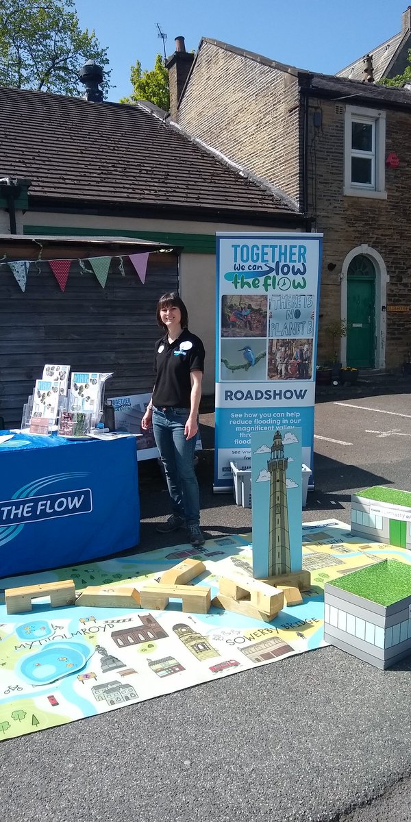 @slowtheflow_UK joining @greennewdeal and the local community of #ParkWard, Calderdale discussing climate change at the One Planet Festival @FOE_Community @Calderdale @HollyLynch5 @jeaniekerr @ScottAPatient @RichardDyer63 @FittonReporter