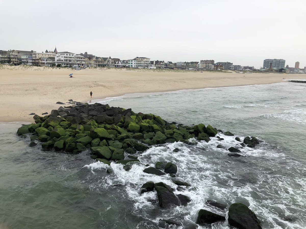Incredible new pier with dazzling height!