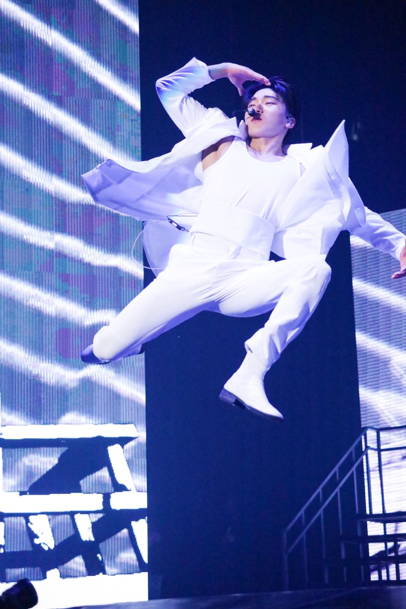 ATEEZ サン SAN] チェ・サン飛ぶ #ATEEZ #에이티즈 #エイティーズ