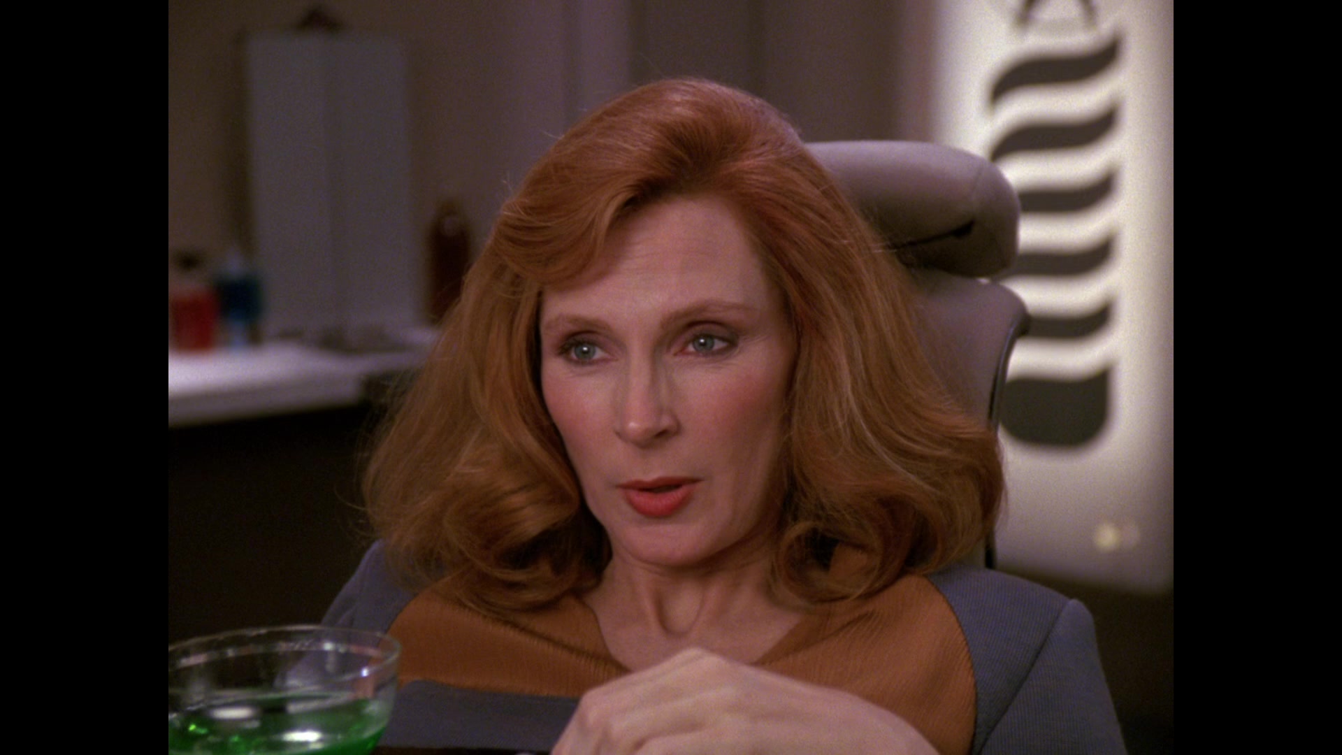 Gates McFadden Files on Twitter "OTD in 1991 aired StarTrekTNG