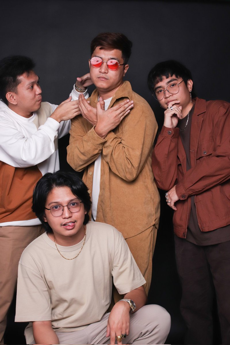 akotheband's tweet photo. Comeback? 😶‍🌫️ https://t.co/sGpfHROLCK