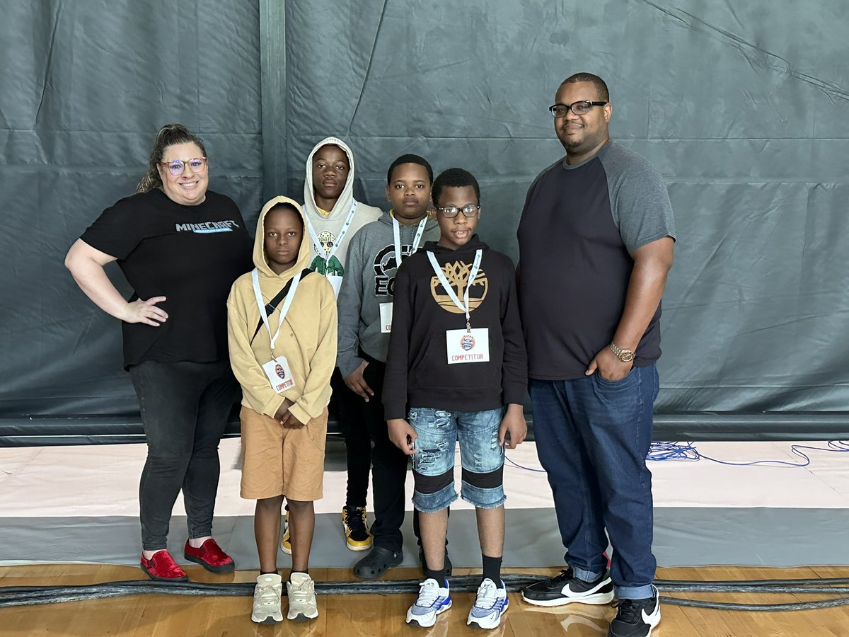Renee Dawson (@dawsonedtech) on Twitter photo <a href="/apsLongms/">Crawford W. Long Middle School</a> Tiger Esports team representing at the #APSesports2023 championship! Thanks to <a href="/EliteGamingLIVE/">EliteGamingLIVE</a> and all of our sponsors! <a href="/apsLongms/">Crawford W. Long Middle School</a> Tiger Esports team representing at the #APSesports2023 championship! Thanks to <a href="/EliteGamingLIVE/">EliteGamingLIVE</a> and all of our sponsors!