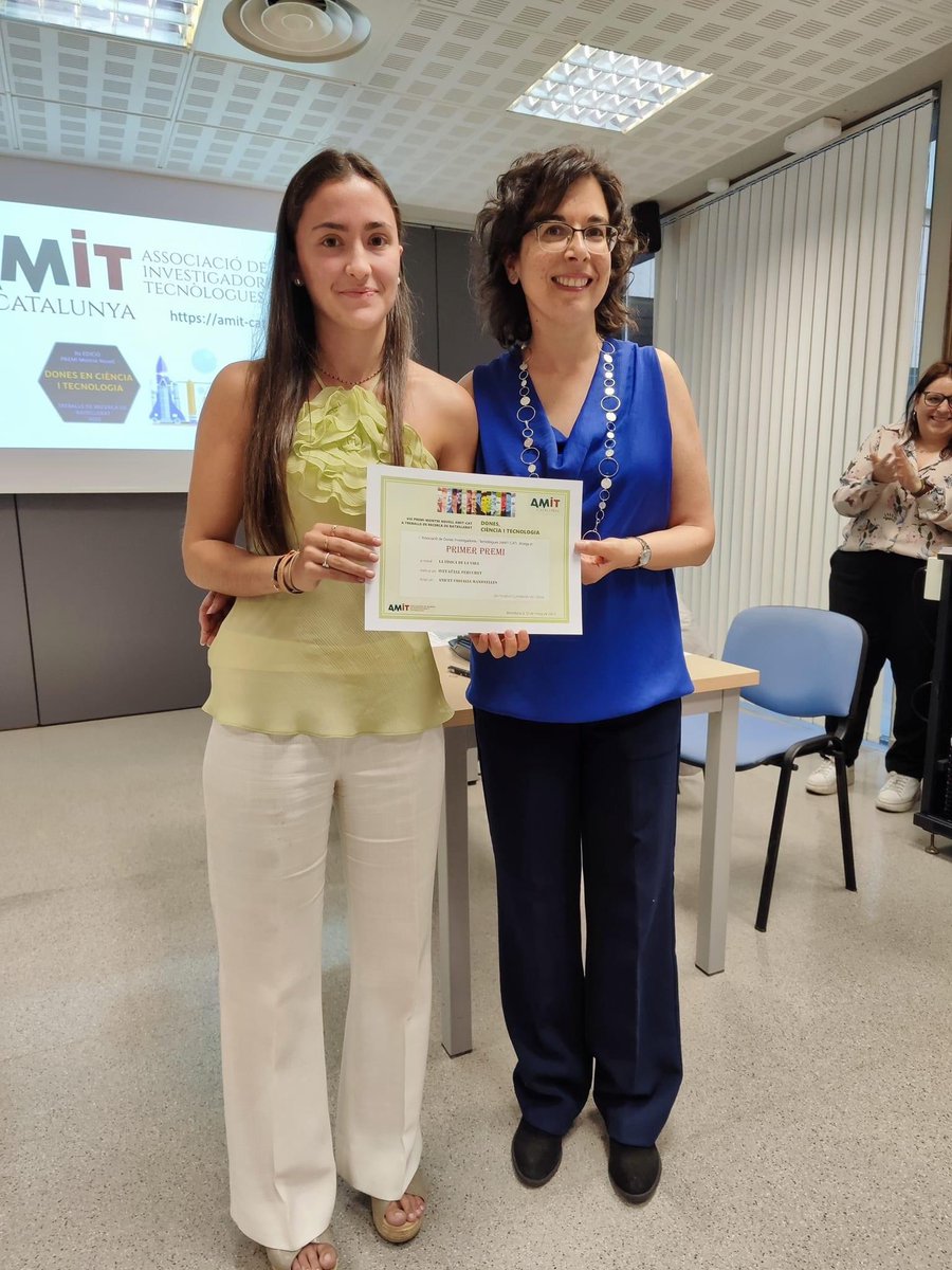 Ivet Güell s’endú el 8è premi Montse Novell de la @UniBarcelon, adreçat a reconèixer el millor TR en temes que se centrin o bé ofereixin dades i comparatives sobre la dona i les seves aportacions a la ciència i tecnologia.
Premi convocat per l’<a href="/amit_cat/">AMIT-CAT</a> 
Tutor: <a href="/AnicetCosialls/">Anicet Cosialls</a>.
