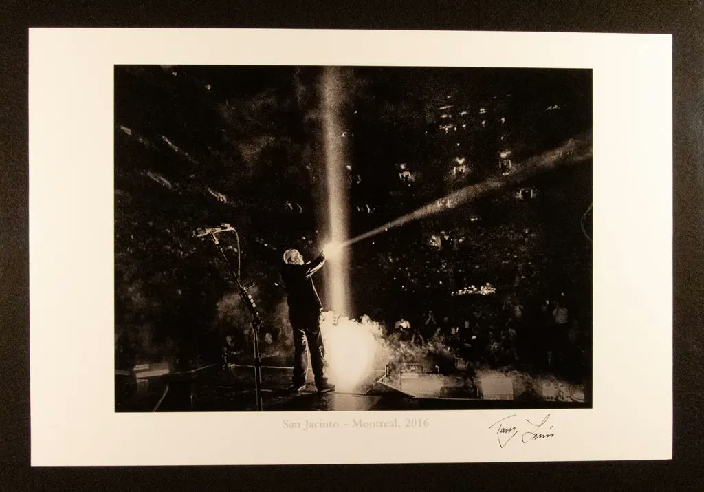 IntaglioEdition's tweet photo. Reserve your print: "San Jacinto - Montreal, 2016” photographed and signed by Tony Levin. Shipping May 18, 2023 in conjunction with the Peter Gabriel I/O world tour. https://t.co/tzjIxnmbha
.
#petergabriel #petergabrieltour #tonylevin #larryfast #filmphotography
#petergabrieltour https://t.co/vyUIiHIIfX