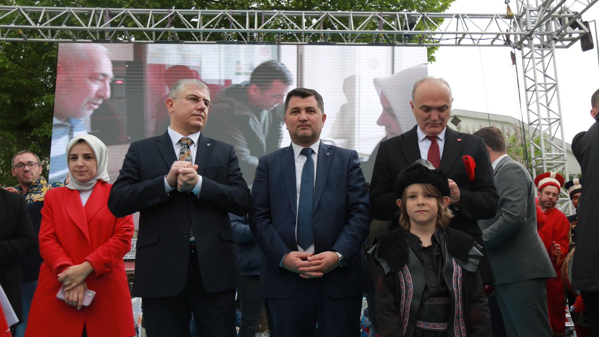 hakan_kuscuoglu's tweet photo. Bu manzara bizim gururumuz!❤️🇹🇷

Büyük ve Güçlü Türkiye'yi beraber inşa edeceğiz Düzce!

#DüzceReisDiyor https://t.co/IbDXQixpmS