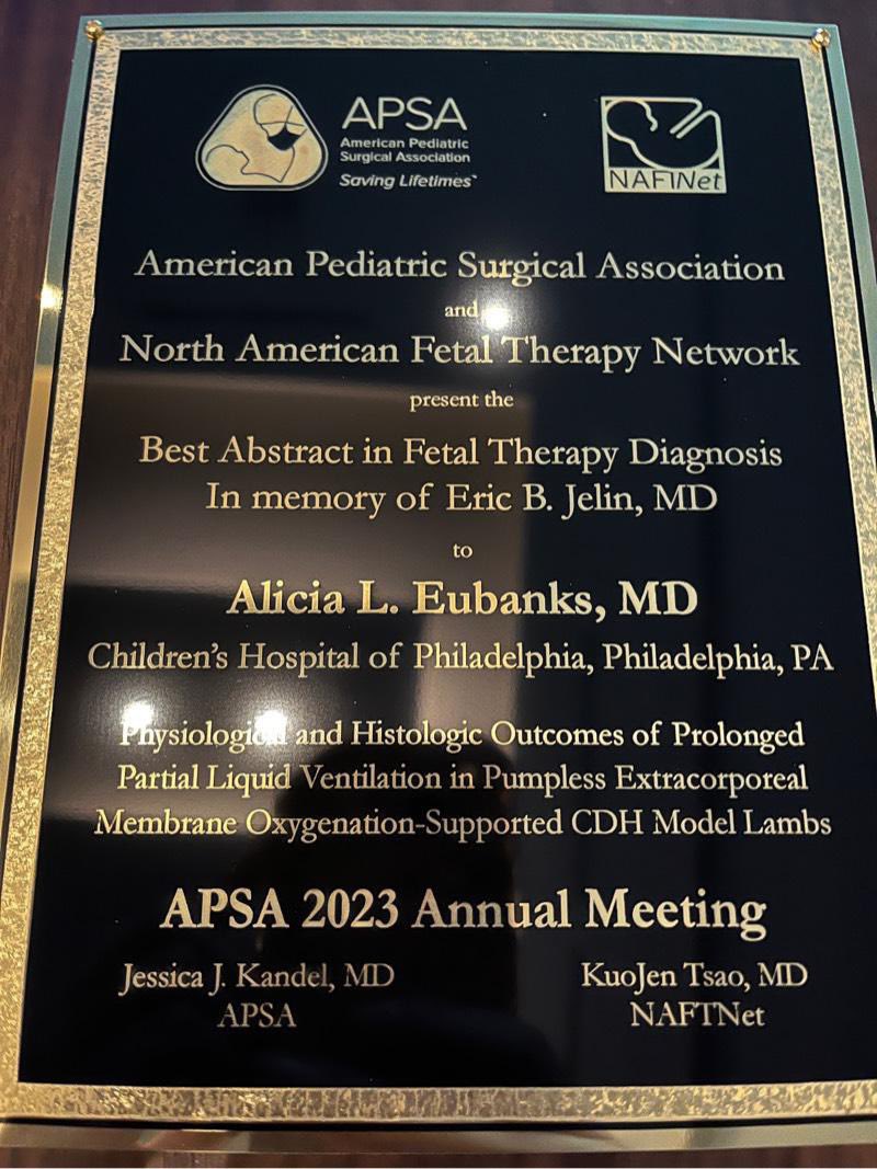 Proud to present the inaugural Fetal Therapy Award by @NAFTNet and @APSASurgeons to Alicia Eubanks @CHOPFetalCenter in honor of Dr. Eric Jelin, who demonstrated investigative fervor and unbridled enthusiasm in fetal therapy research with @perrone_erin @Mychaliska #apsa23