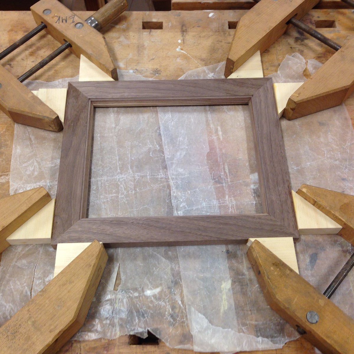 NBSSboston's tweet image. A spot has opened up in our popular #PictureFrames class on May 20 &amp;amp; 21 with Ellen Kaspern CF ’03! 
It's sure to go fast: don't miss the great weekend class where you work with several common machines &amp;amp; walk away with 2 beautiful picture frames: hubs.la/Q01PLTY20