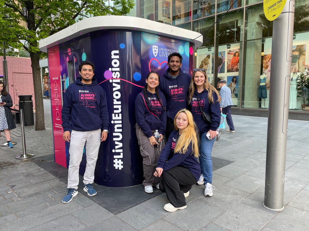 Buzzing in our city of music @Eurovision #Liverpool 
Lots of @LivUni #teamlivuni tote bags courtesy of the @livuniglobal team at the karaoke booth