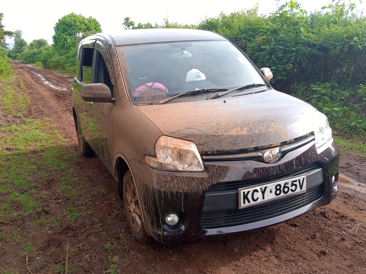 ItsKenGachuhi's tweet photo. TOYOTA SIENTA KCY 865V WINE RED IN COLOUR STOLEN IN MOLO AROUND 2:20AM ON MAY 11,2023. LAST SEEN HEADING TOWARDS NAKURU ON MOLO-NJORO ROAD. Contact: 0724272572 or any police station https://t.co/AWEvLRxLcS