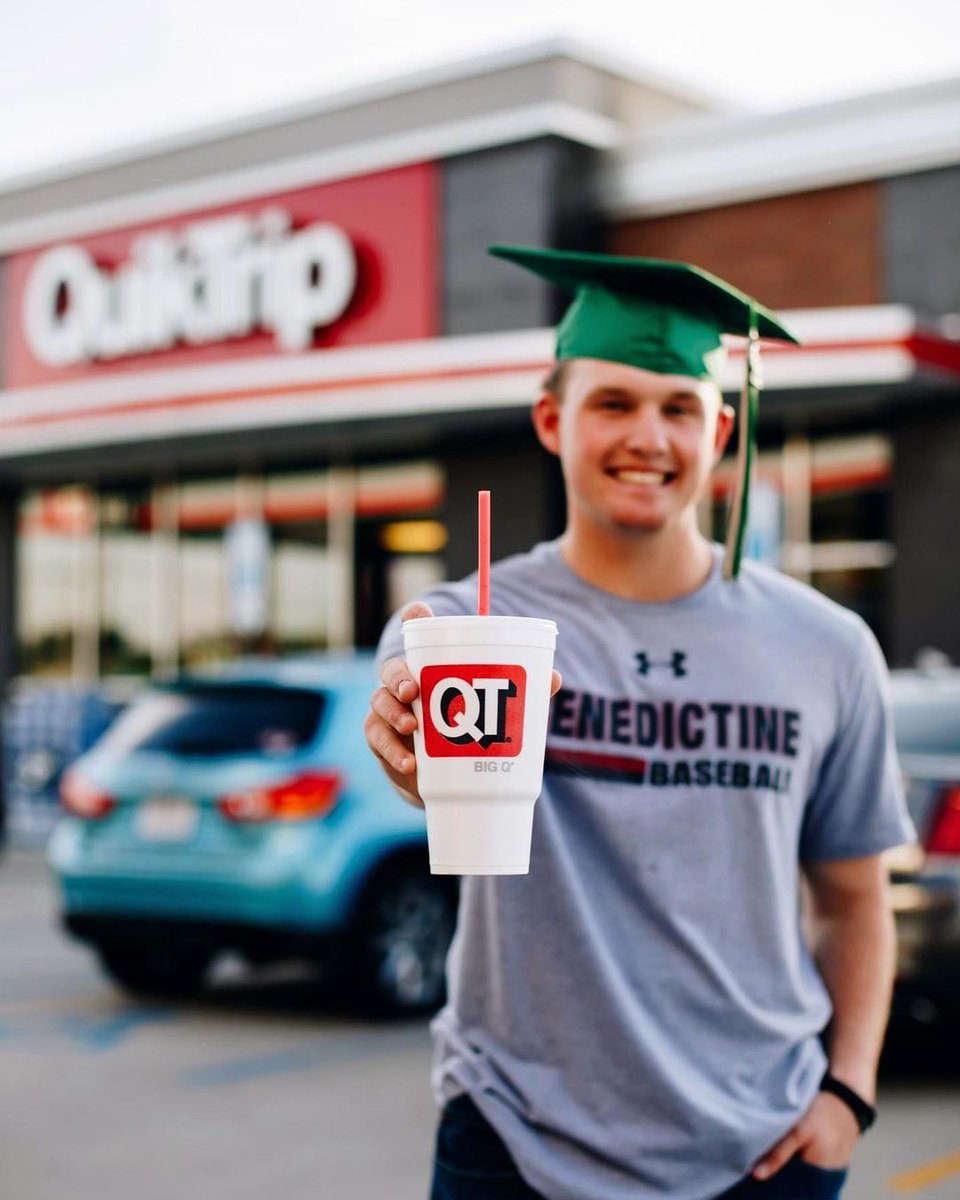 QuikTrip's tweet image. We're like proud parents — they grow up so fast 🥹 

(via IG: emmajohnsonphoto luzsphotography dom_emeryy elleydwyer)