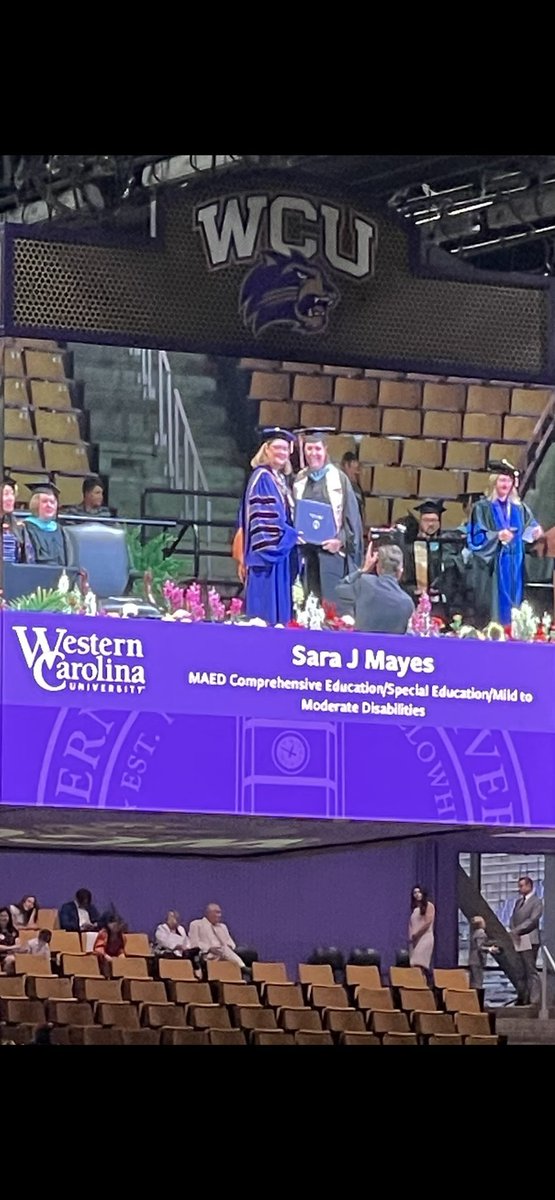 Sara Mayes tweet media