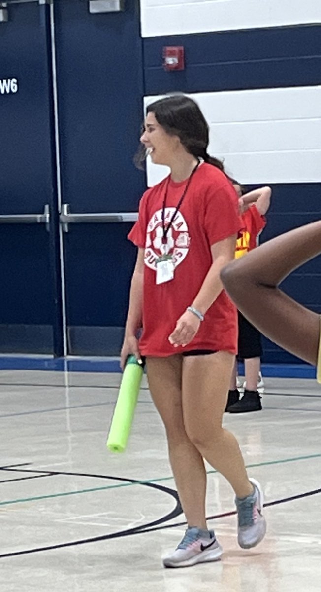 MrsGamlinPE's tweet photo. Had the privilege to share what I love doing everyday with Kailey from BHS for the past semester. The smile on her face everyday when she came was priceless. The impact she made on my 2nd graders was amazing. Best of luck next year. Can’t wait to see the teacher you become. https://t.co/G2i2XTb84V
