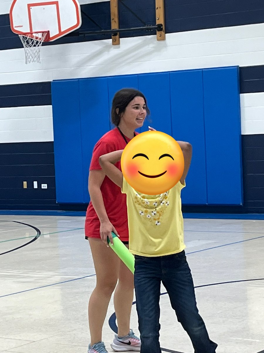 MrsGamlinPE's tweet photo. Had the privilege to share what I love doing everyday with Kailey from BHS for the past semester. The smile on her face everyday when she came was priceless. The impact she made on my 2nd graders was amazing. Best of luck next year. Can’t wait to see the teacher you become. https://t.co/G2i2XTb84V