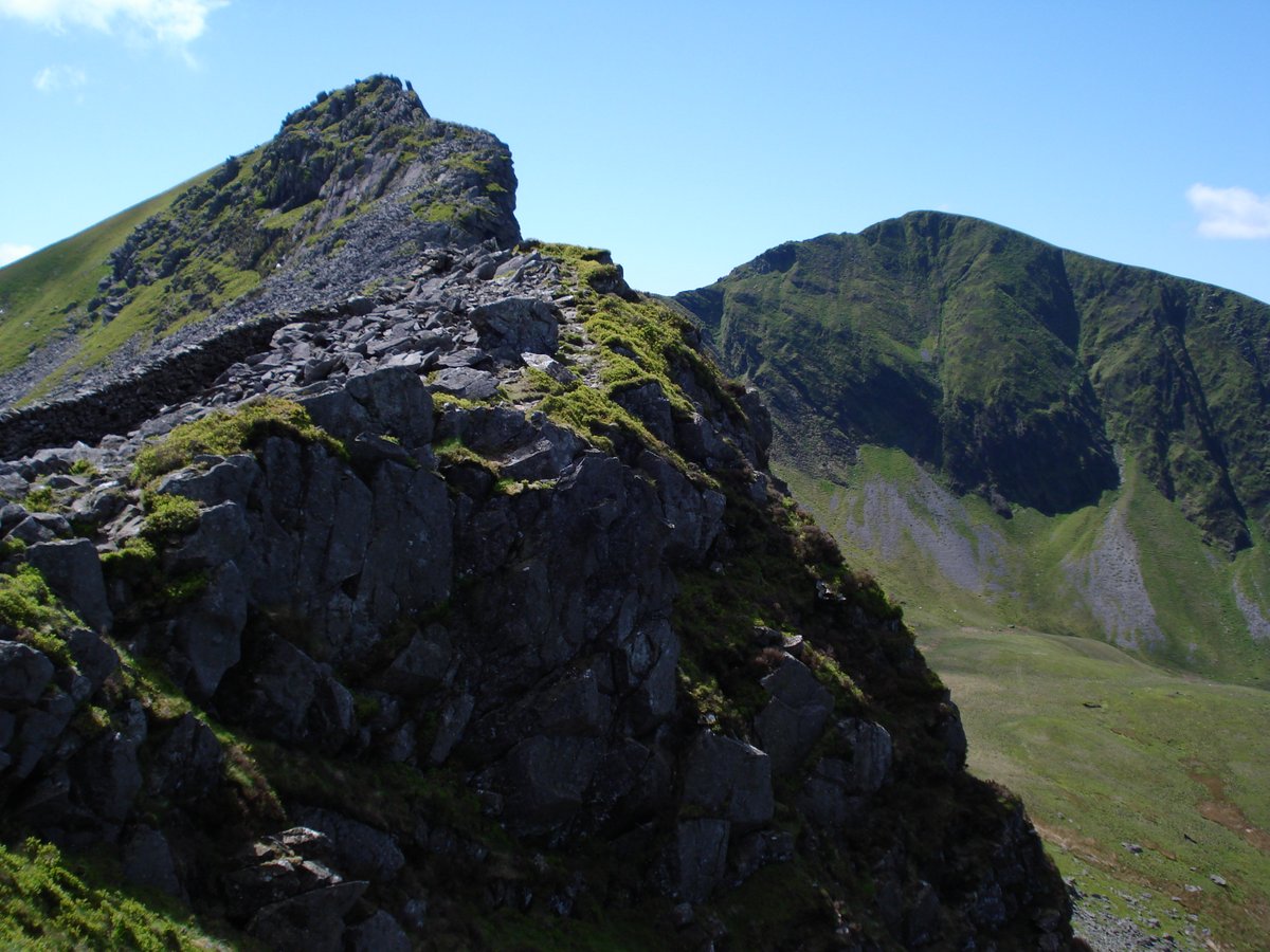 Update..Latest Scores..
Pfizer 5 Modernon 1
Vabysmo eye Injections 1 Macular Degeneration 0, game in progress.
Upcoming away fixture..
Calderdale Royal Infirmary vs Peroneal foot Neuropathy.💉💉💉😬
Pic...Nanttle Ridge #Summer2009 #Snowdonia #HappyDays
Glass still #HalfFull 😊