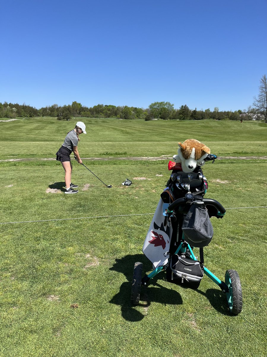 Warming up for the first tournament of the year <a href="/LoyalistGolfCC/">Loyalist Golf & CC</a>