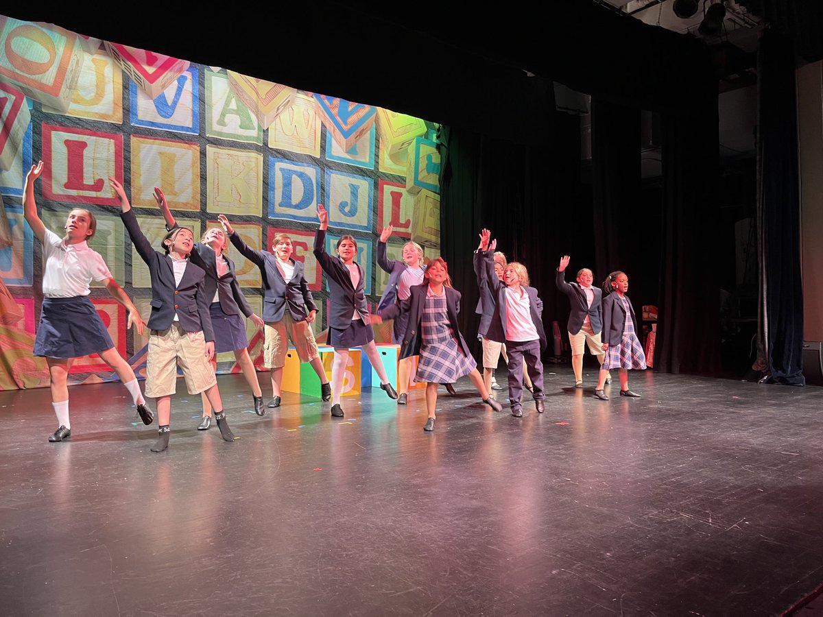 HuntingtonC4PA's tweet photo. Final performance of Matilda today at 2:30pm Tickets still available at https://t.co/WfVDU1qcdh https://t.co/KgUsUp0iic