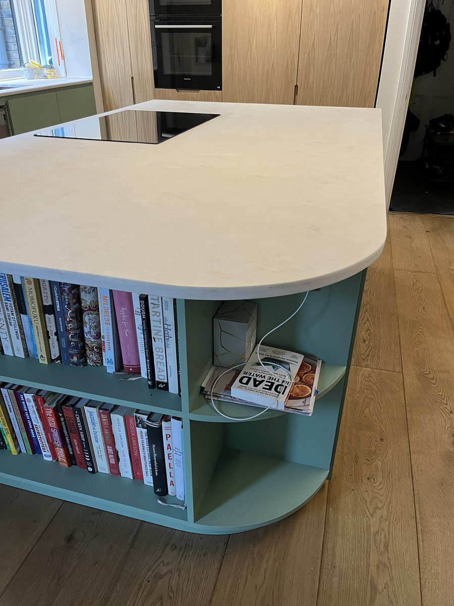 MakerTweets's tweet image. Our latest kitchen project - nearly complete.