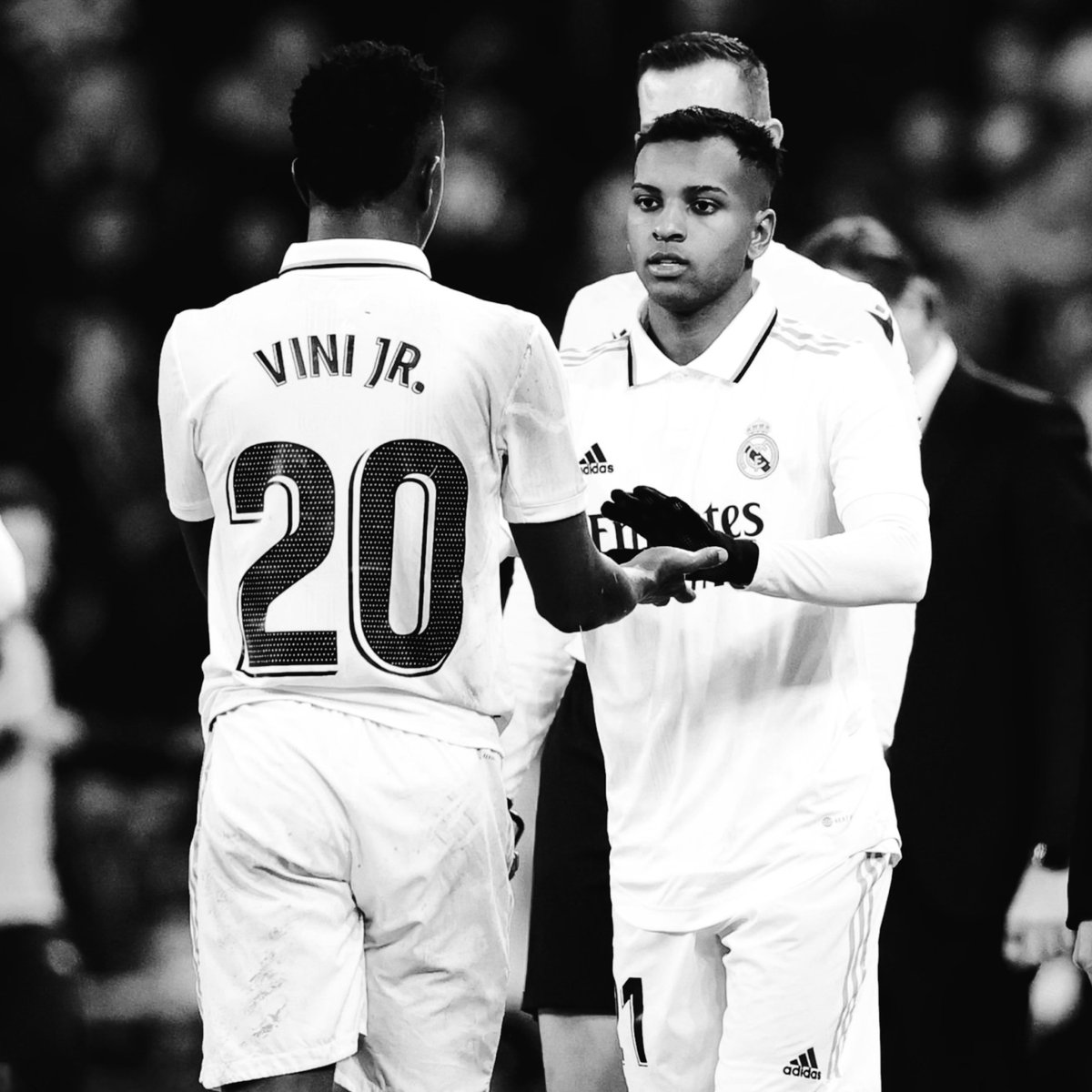 Vinícius Júnior and Rodrygo Goes are the players with the most number of shot creating dribbles (successful dribbles that lead to a shot), in the top 5 European leagues this season. Vinícius has 25, and Rodrygo 23. Direct and effective duo.