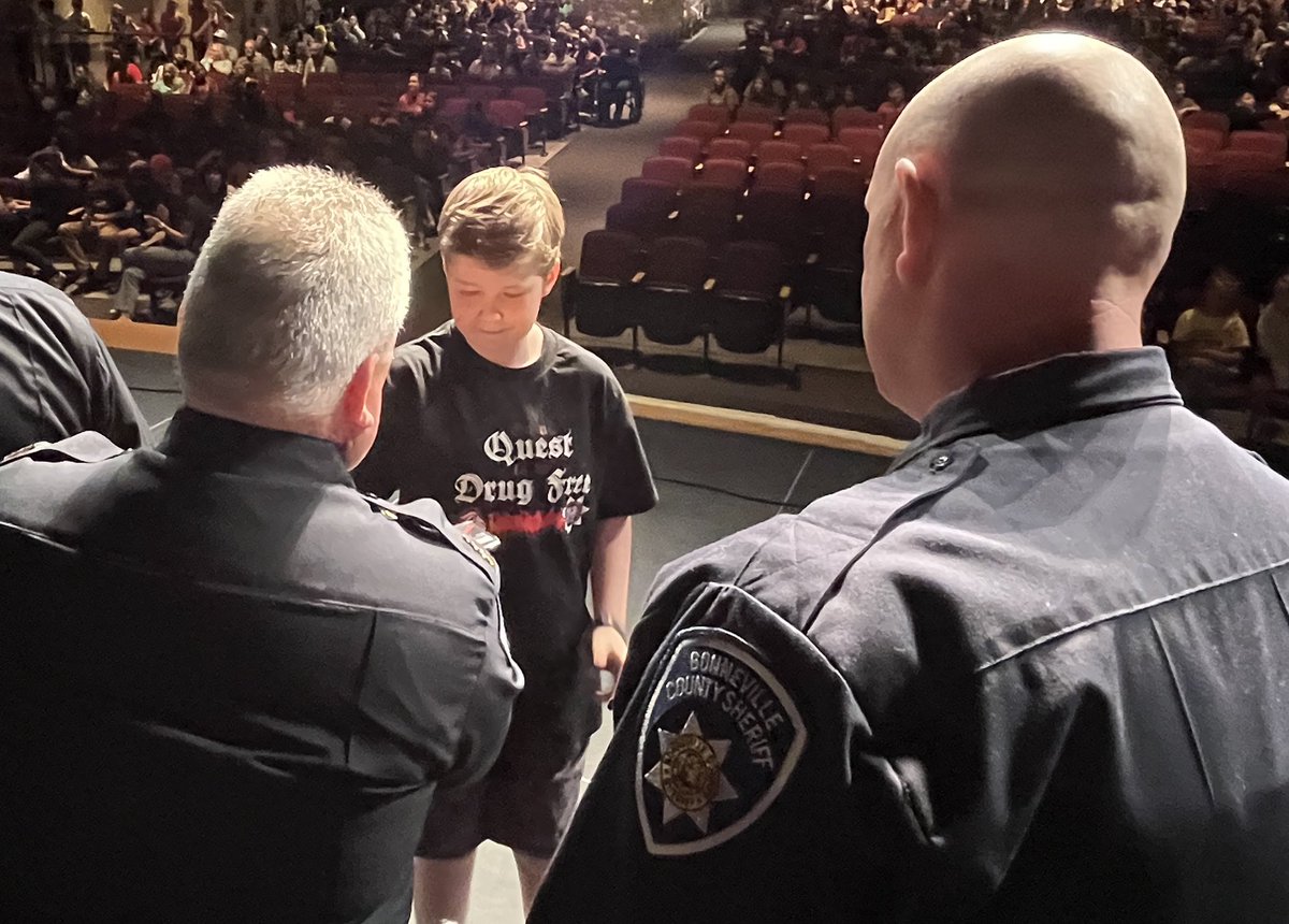 BonnevilleCSO's tweet photo. Last DARE Graduation of the year last night with Ucon and Iona Elementary, such a fun week celebrating over 1000 students taught! Thanks for the support of Bonneville School District 93, City of Ammon, and our community. #supportyourlocaldare #BCSOFamily #BCSOTeam https://t.co/33DYk7X7Pc