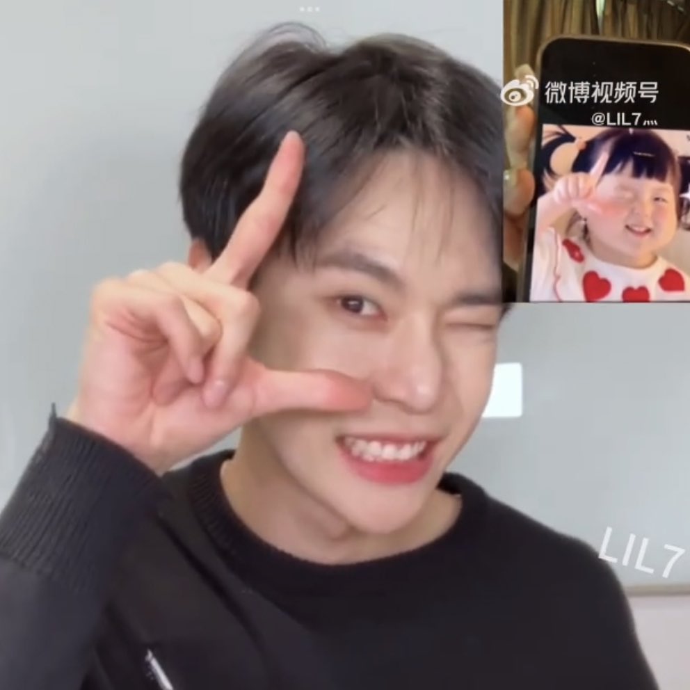 do0liking's tweet photo. 짤 따라하는 도영이 넘 귀여웡 ㅠㅠ 

https://t.co/DNWuWxBgTw https://t.co/Ba7jvr6sAh