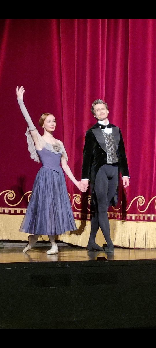 frankrberger's tweet image. And another farewell-#Onegin @Staatsballett_B 
Wonderful #MarianWalter leaves the company after a great career.
What a stunning Act 3 pas de deux with @ianasalenko