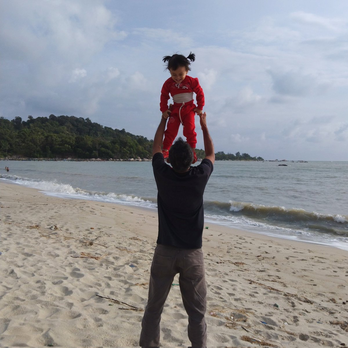emen23's tweet photo. #FotoProfilBaru https://t.co/Zv7Cg2fsWE